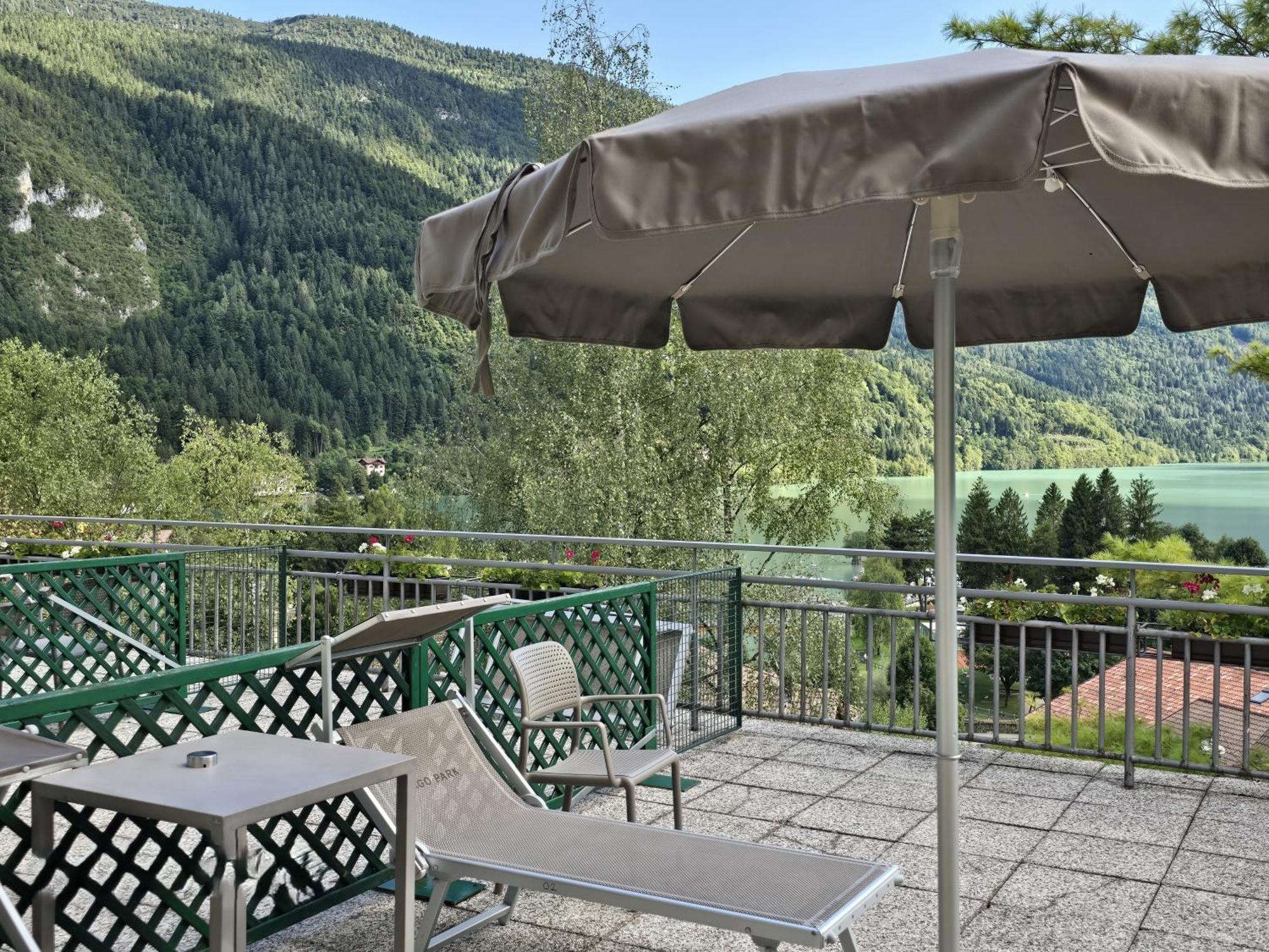 Hotel Miramonti Molveno Exteriör bild